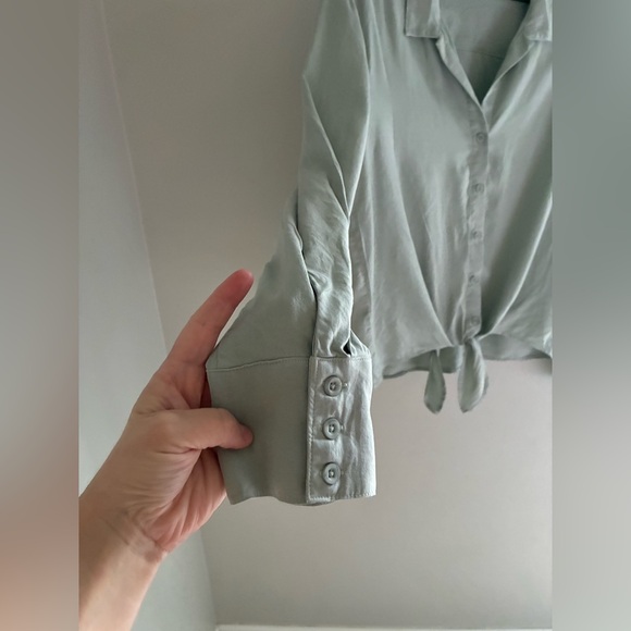 Cloth & Stone Sage Green Button Down Earthy Lagenlook Blouse Size Large - Picture 3 of 6
